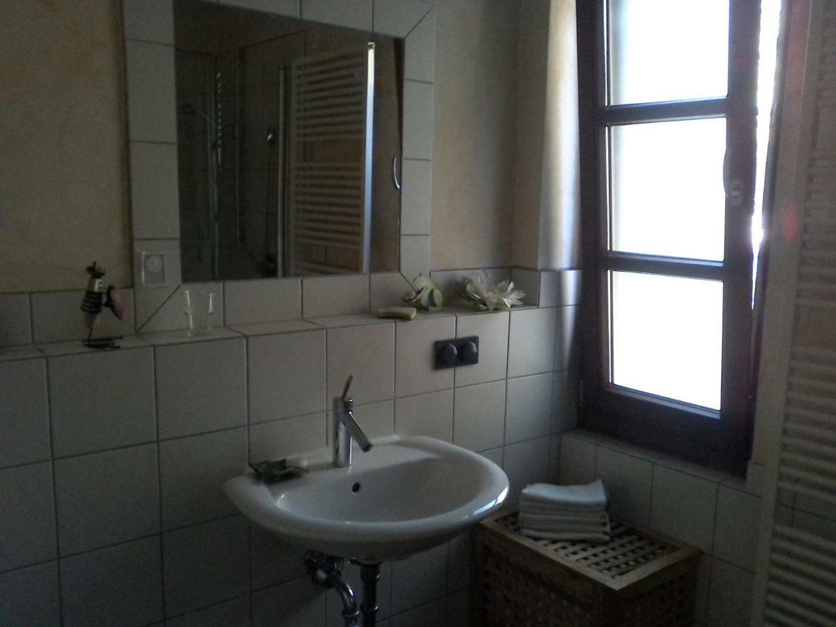 Messezimmer Naehe Zentrum Köln Eksteriør billede